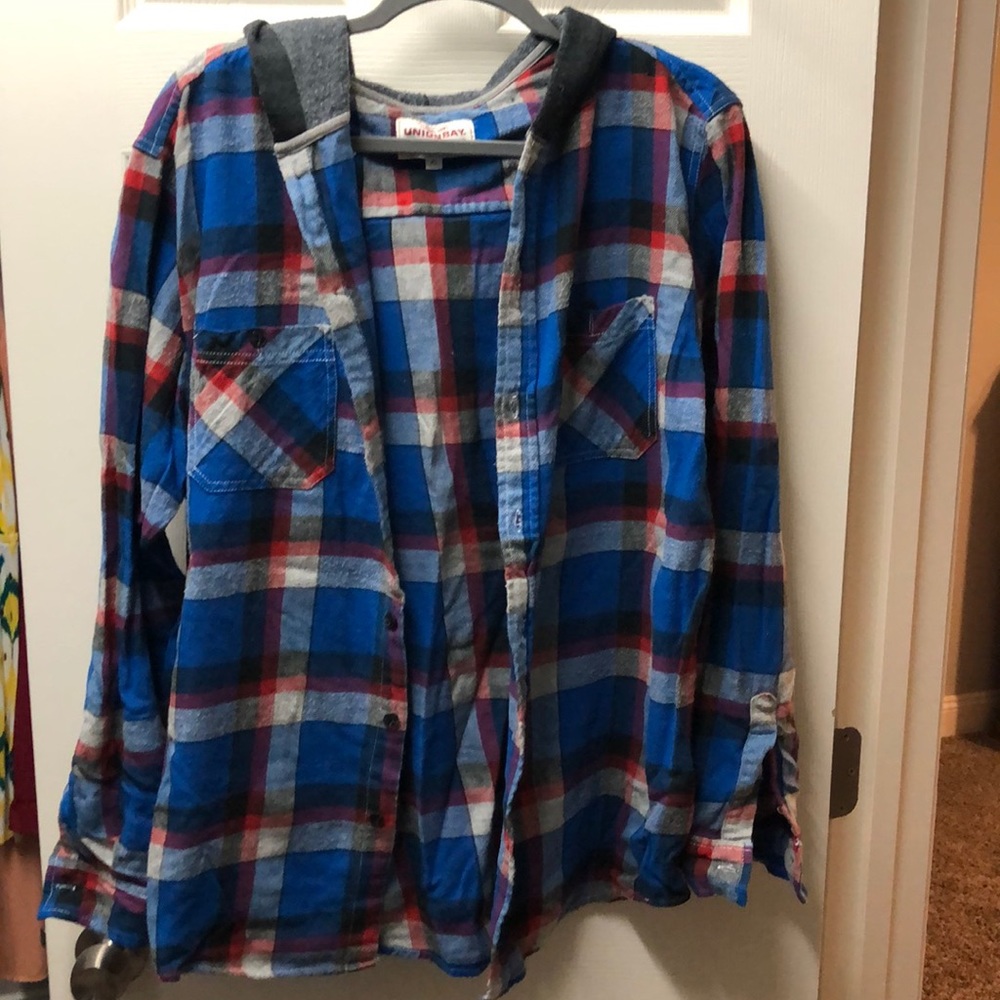 Hooded men’s flannel